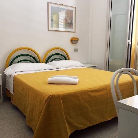 Hotel Vienna Senigallia Esterno foto
