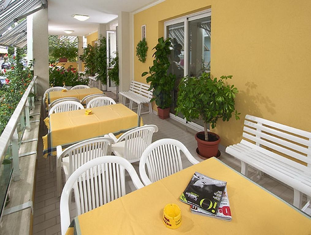 Hotel Vienna Senigallia Esterno foto