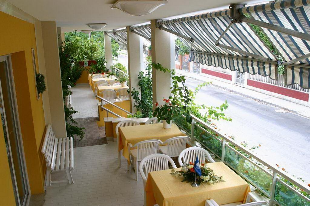 Hotel Vienna Senigallia Esterno foto