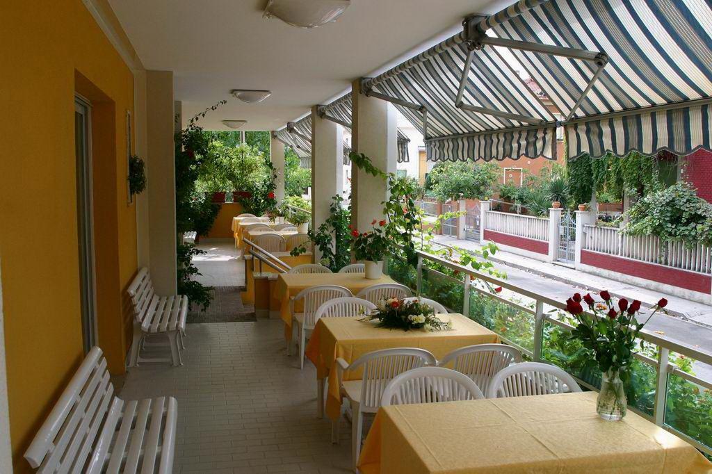 Hotel Vienna Senigallia Esterno foto